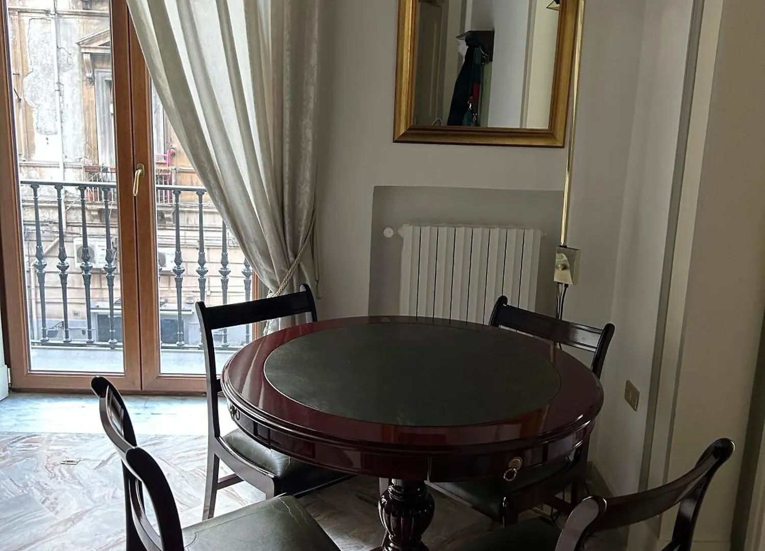 Apartament Residenze Pessina Neapol 0*,